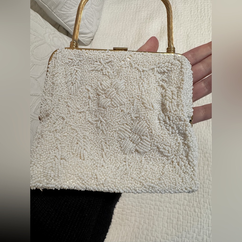 Vintage Mister Ernest White Beaded Handbag – Made in Hong Kong